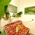 Arty Studio Flat At Downtown *