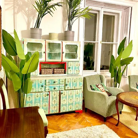 Arty Studio Flat At Downtown * بودابست