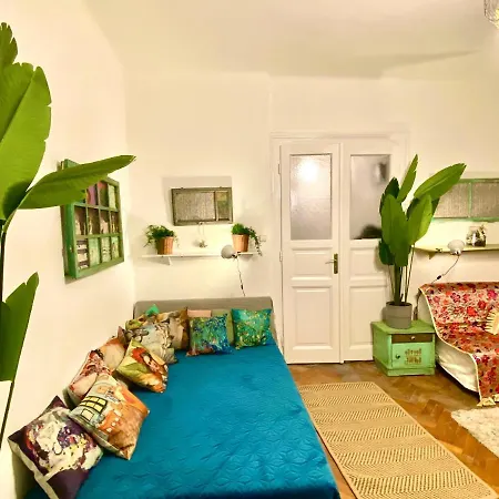 Appartement Arty Studio Flat At Downtown Boedapest