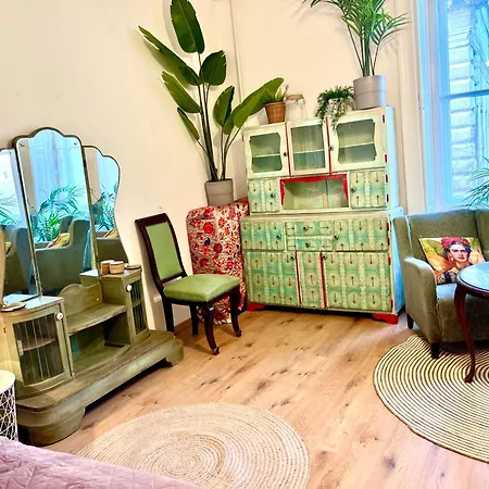 شقة Arty Studio Flat At Downtown *