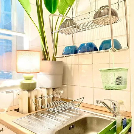 Appartement Arty Studio Flat At Downtown