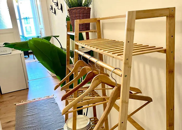 Arty Studio Flat At Downtown