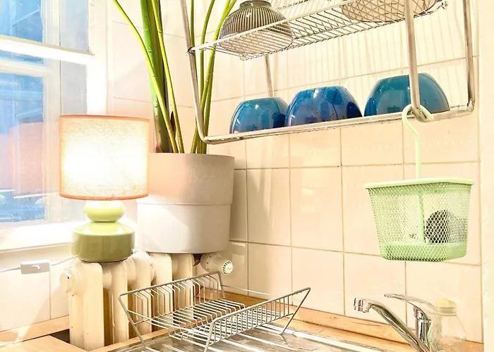 Appartement Arty Studio Flat At Downtown